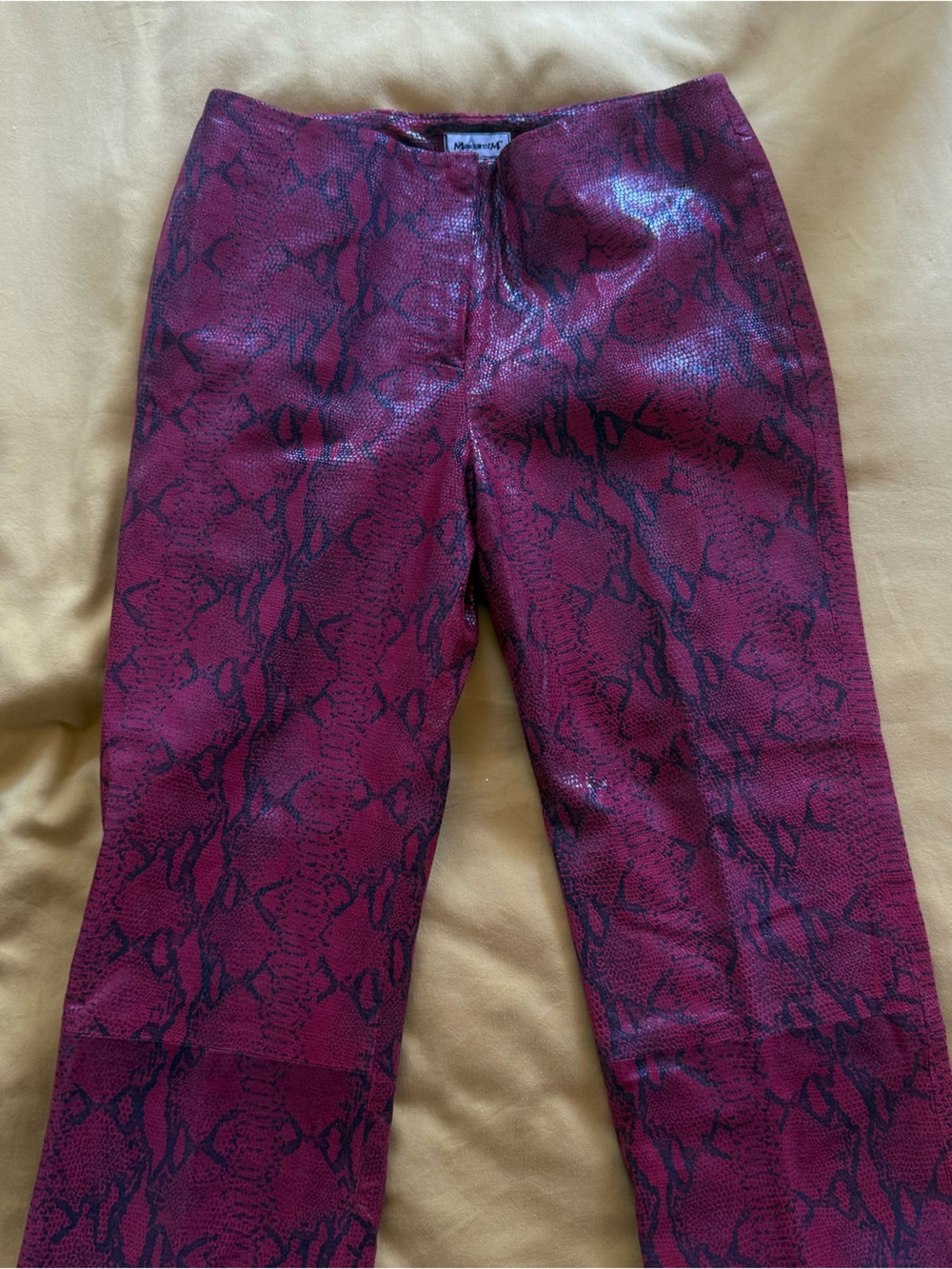 VTG y2k red leather snakeskin pants